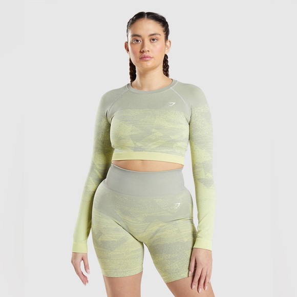 GYMSHARK NEW SOLD OUT ADAPT OMBRÉ CROP TOP - Picture 2 of 6